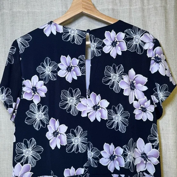 Jessica Howard Navy Blue Dress with Purple and White Flowers size 14W - Picture 10 of 12